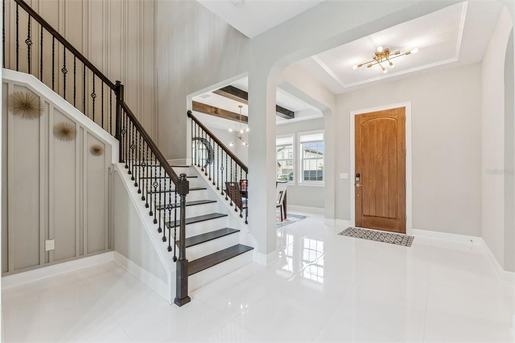 На продажу: $1,299,900 (5 спален, 4 ванн, 3713 Квадратных фут)