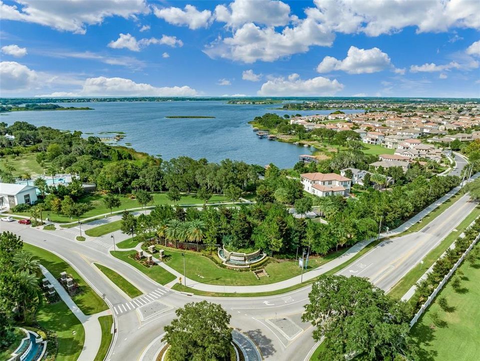 На продажу: $1,299,900 (5 спален, 4 ванн, 3713 Квадратных фут)
