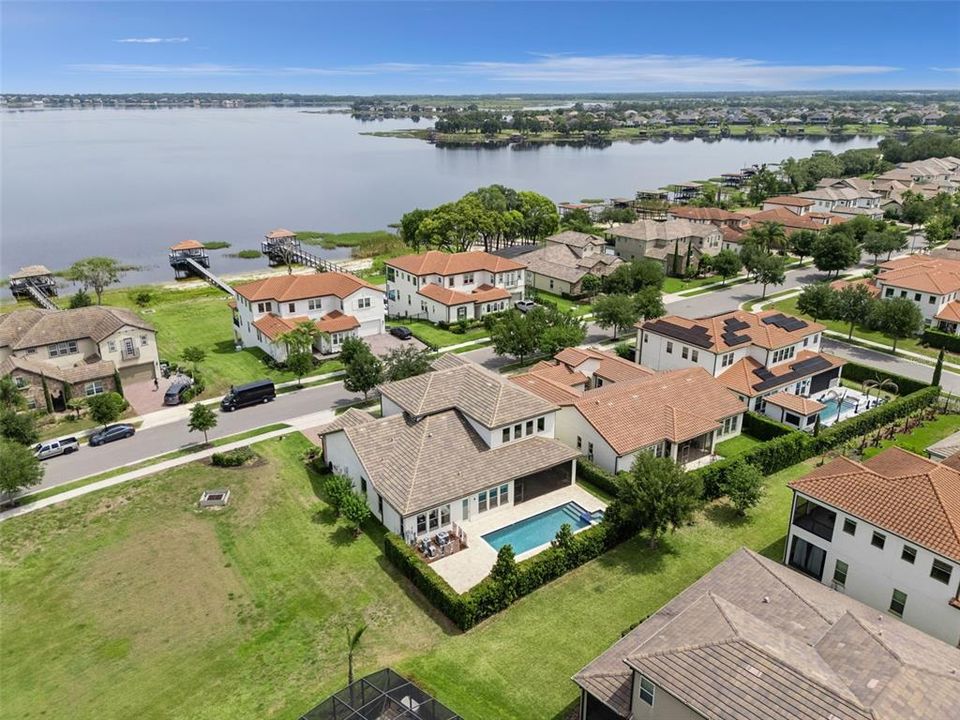 На продажу: $1,299,900 (5 спален, 4 ванн, 3713 Квадратных фут)
