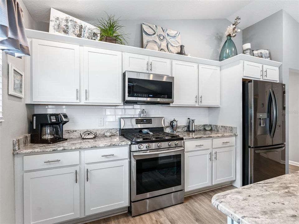 На продажу: $459,900 (3 спален, 2 ванн, 1791 Квадратных фут)