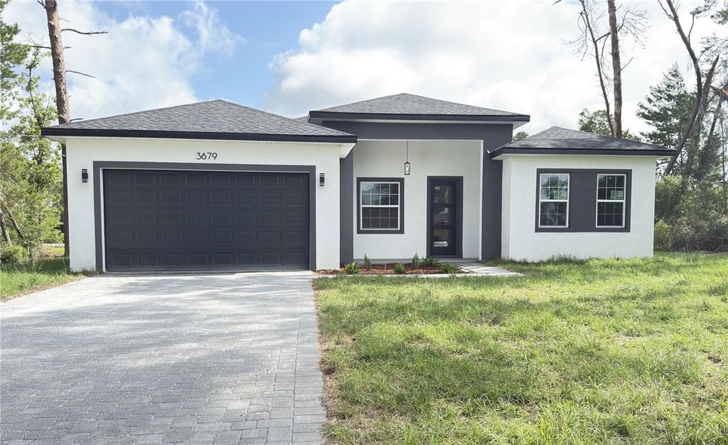 En Venta: $337,900 (4 camas, 3 baños, 2100 Pies cuadrados)