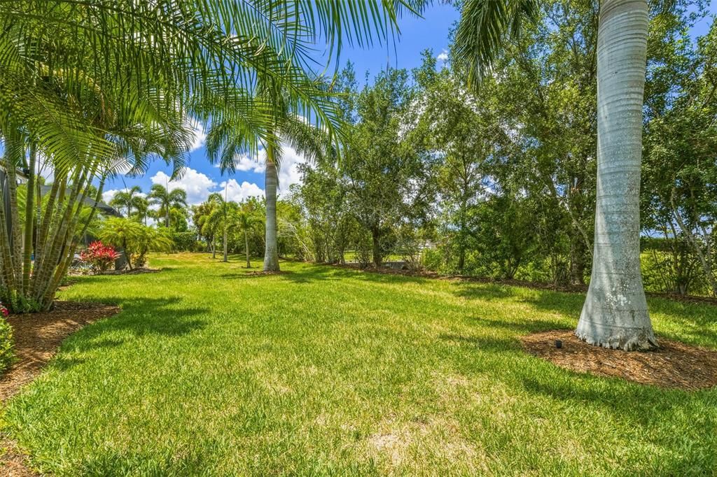 Activo con contrato: $699,900 (4 camas, 2 baños, 2255 Pies cuadrados)