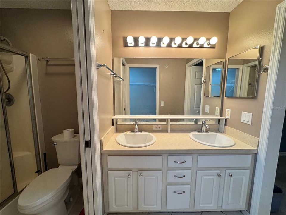 For Rent: $1,795 (2 beds, 2 baths, 1328 Square Feet)