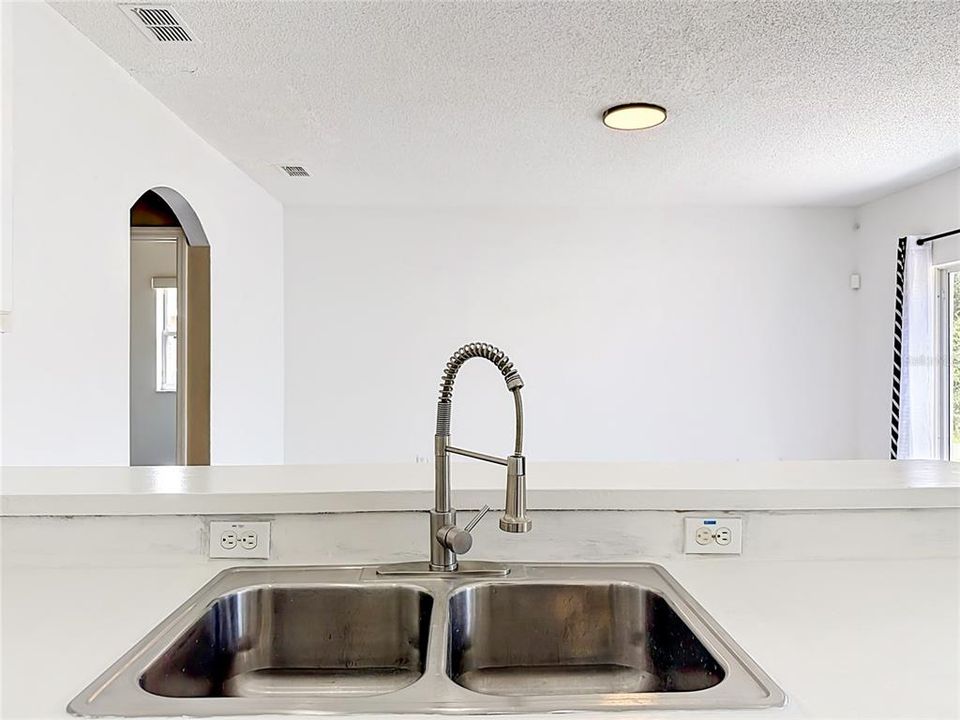 Active With Contract: $269,900 (4 beds, 2 baths, 2104 Square Feet)