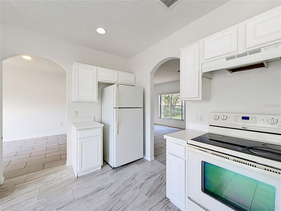 Active With Contract: $269,900 (4 beds, 2 baths, 2104 Square Feet)