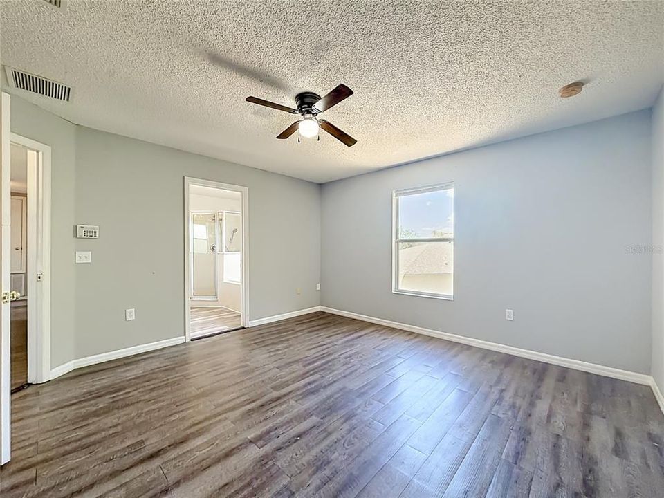 Active With Contract: $269,900 (4 beds, 2 baths, 2104 Square Feet)