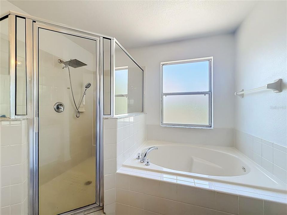 Active With Contract: $269,900 (4 beds, 2 baths, 2104 Square Feet)