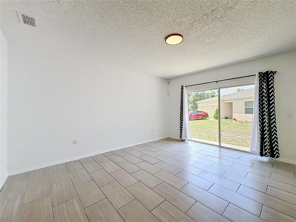 Active With Contract: $269,900 (4 beds, 2 baths, 2104 Square Feet)