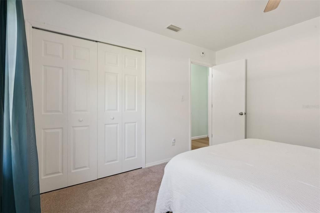 Active With Contract: $404,000 (3 beds, 2 baths, 1815 Square Feet)