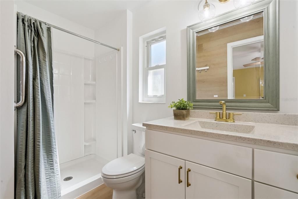 Active With Contract: $404,000 (3 beds, 2 baths, 1815 Square Feet)