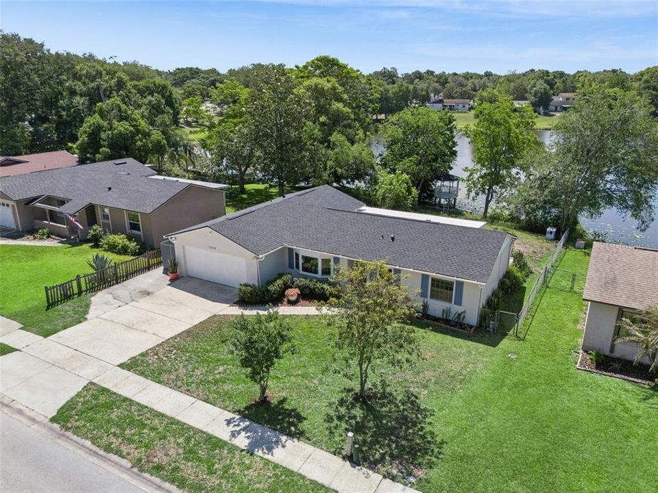Active With Contract: $404,000 (3 beds, 2 baths, 1815 Square Feet)