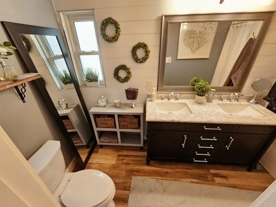 Active With Contract: $635,000 (3 beds, 2 baths, 1689 Square Feet)