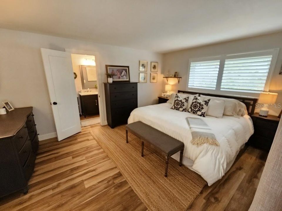 Active With Contract: $635,000 (3 beds, 2 baths, 1689 Square Feet)