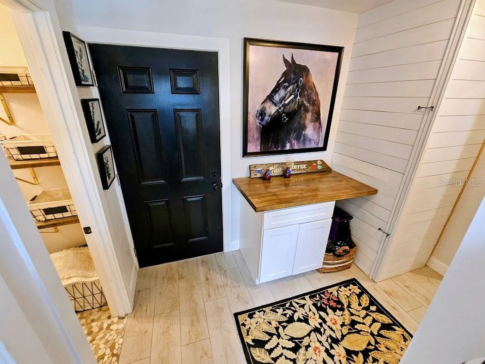 Active With Contract: $635,000 (3 beds, 2 baths, 1689 Square Feet)