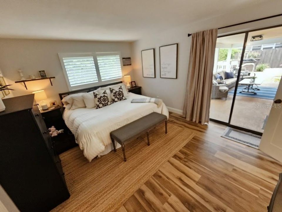 Active With Contract: $635,000 (3 beds, 2 baths, 1689 Square Feet)