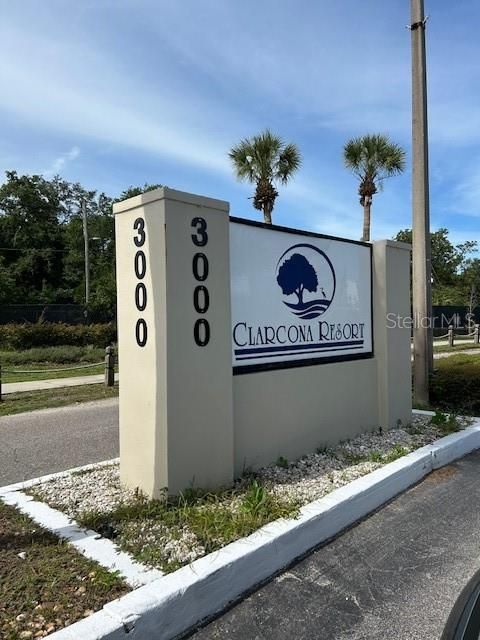 For Sale: $79,900 (1 beds, 1 baths, 408 Square Feet)