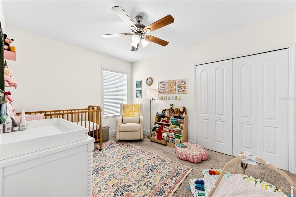 For Sale: $394,900 (4 beds, 2 baths, 1978 Square Feet)