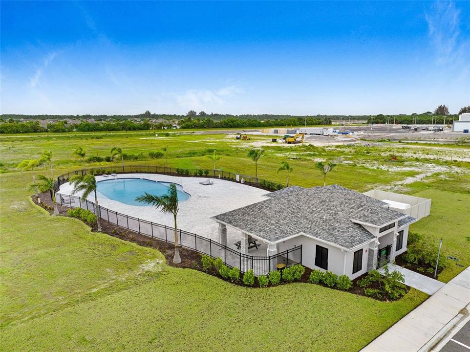 For Sale: $394,900 (4 beds, 2 baths, 1978 Square Feet)