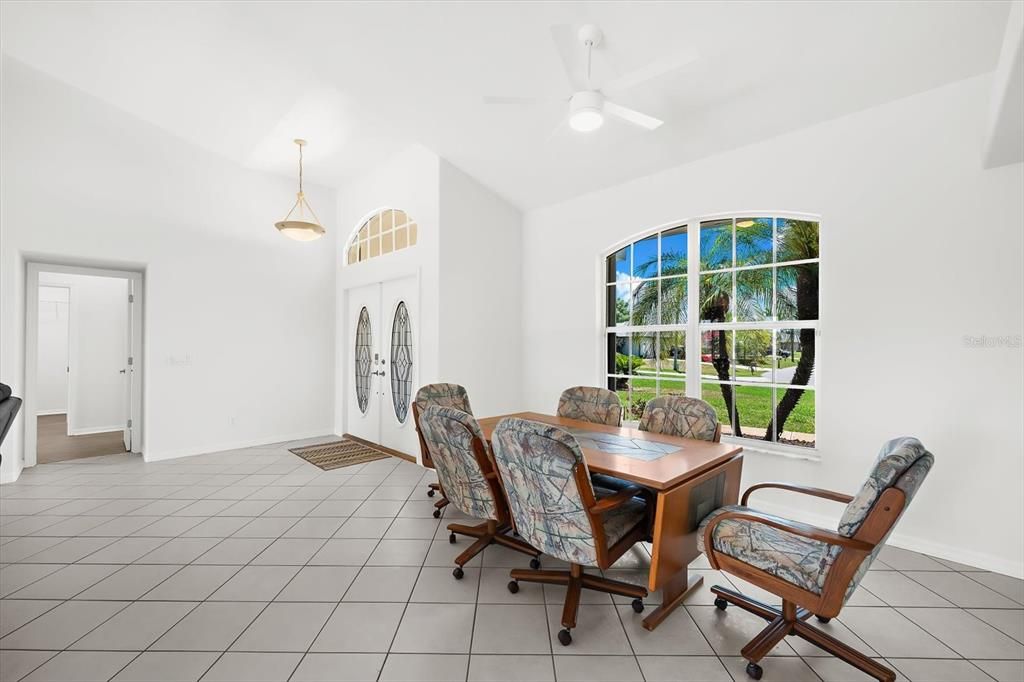 For Sale: $550,000 (3 beds, 2 baths, 2560 Square Feet)