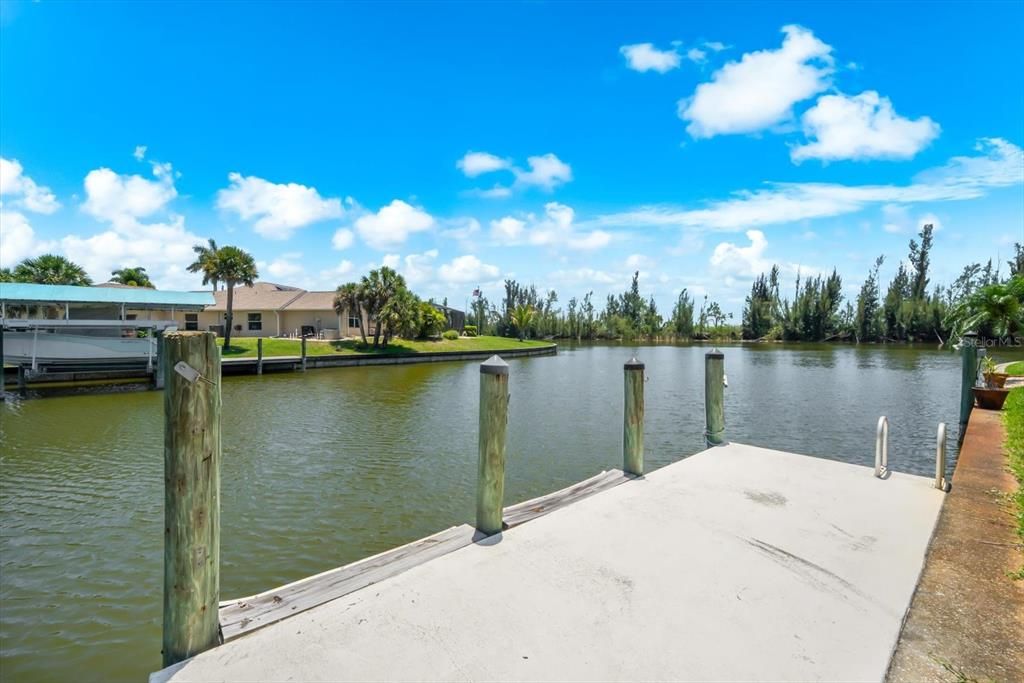 For Sale: $550,000 (3 beds, 2 baths, 2560 Square Feet)