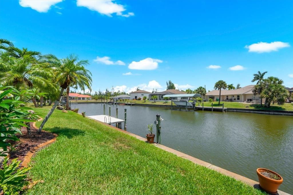 For Sale: $550,000 (3 beds, 2 baths, 2560 Square Feet)