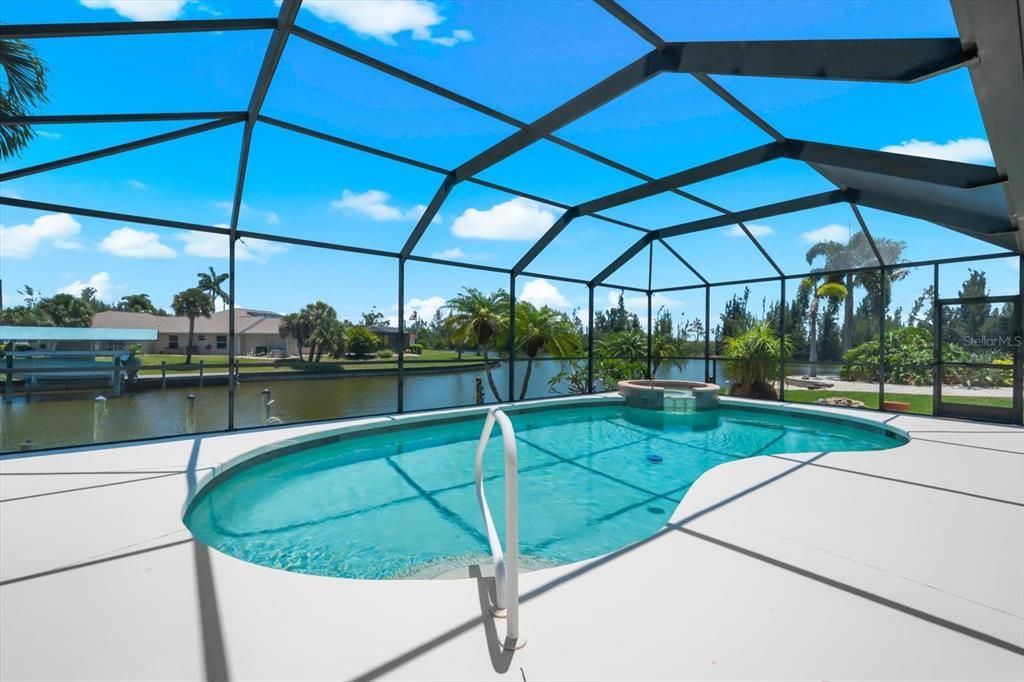 For Sale: $550,000 (3 beds, 2 baths, 2560 Square Feet)