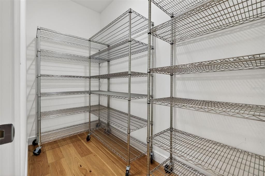В аренду: $3,750 (2 спален, 2 ванн, 1310 Квадратных фут)