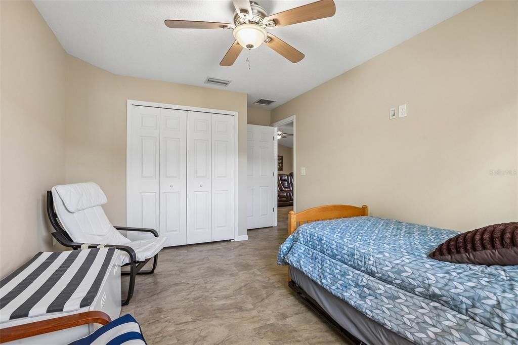 For Sale: $359,900 (3 beds, 2 baths, 1622 Square Feet)