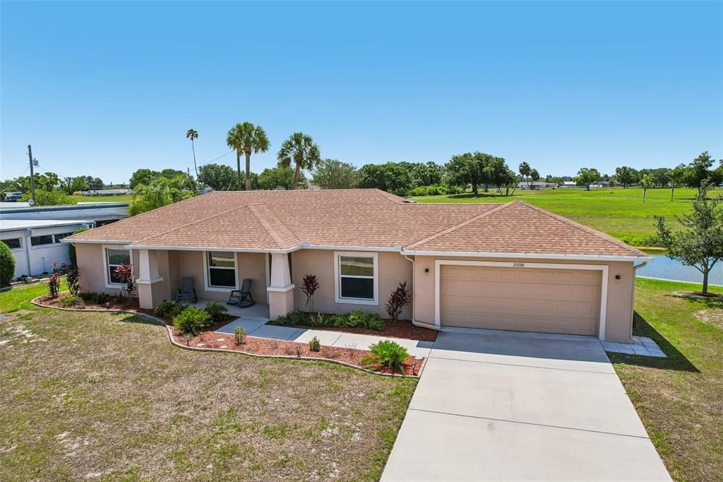 For Sale: $359,900 (3 beds, 2 baths, 1622 Square Feet)