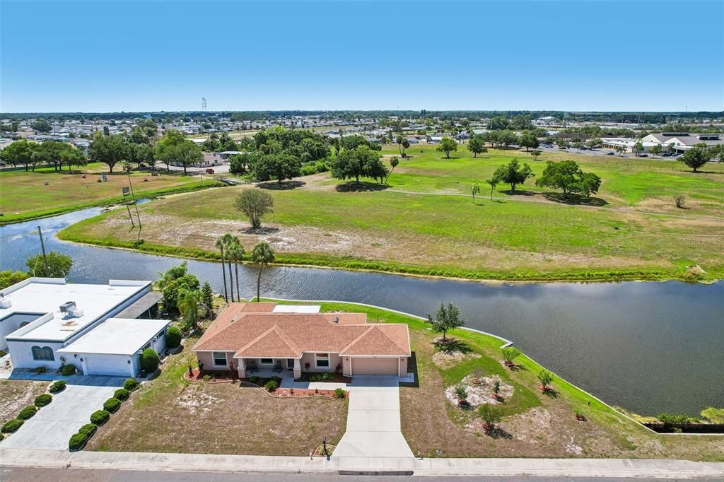 For Sale: $359,900 (3 beds, 2 baths, 1622 Square Feet)