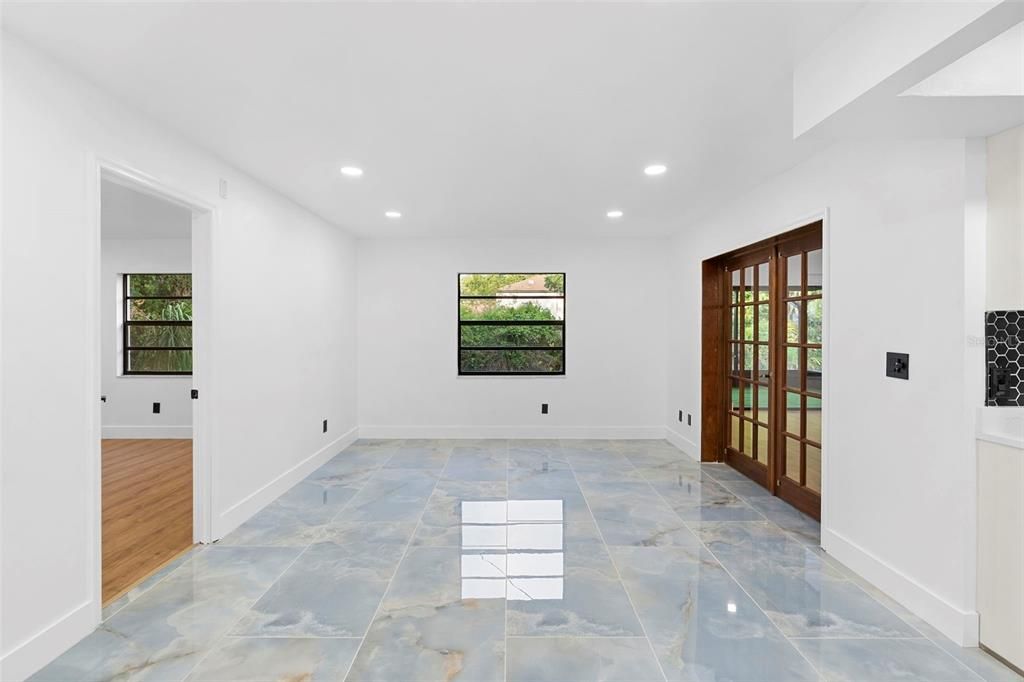 Active With Contract: $889,000 (3 beds, 2 baths, 2272 Square Feet)