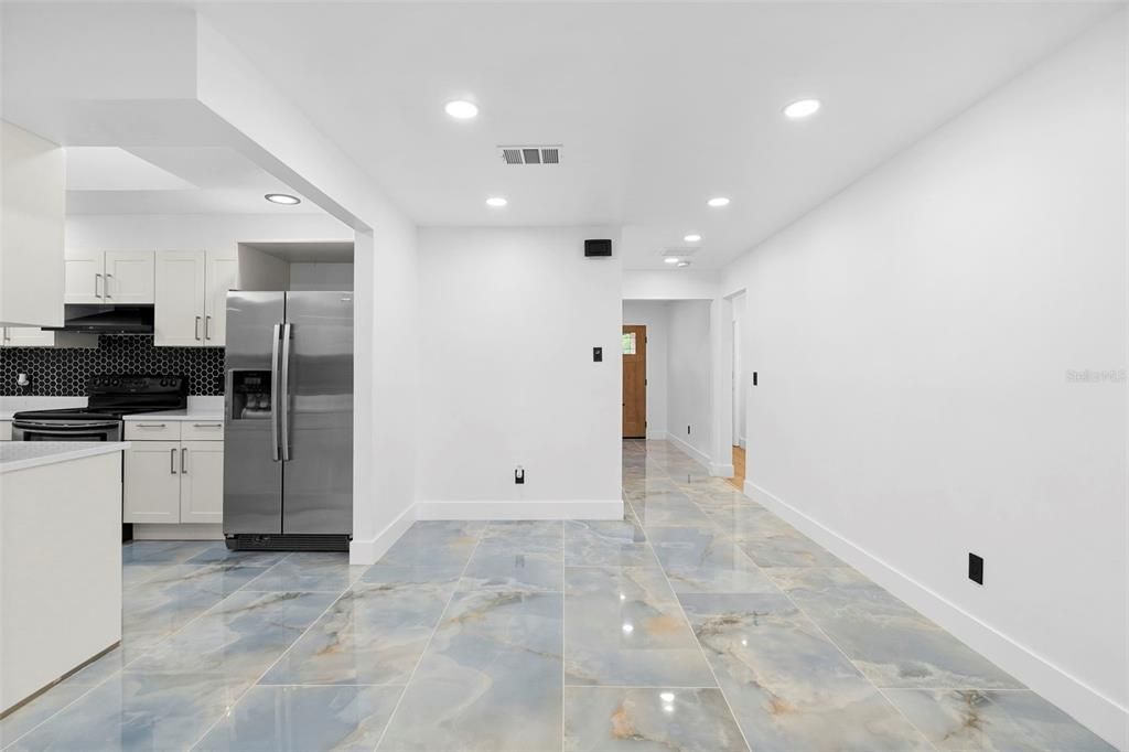Active With Contract: $889,000 (3 beds, 2 baths, 2272 Square Feet)