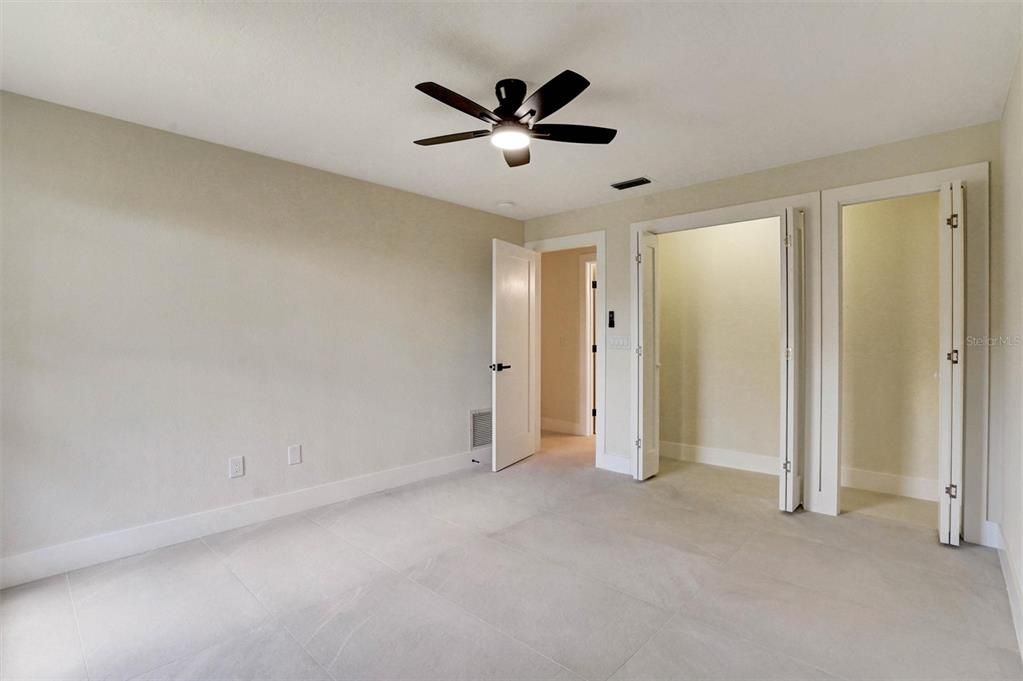 En Venta: $820,000 (3 camas, 2 baños, 2190 Pies cuadrados)