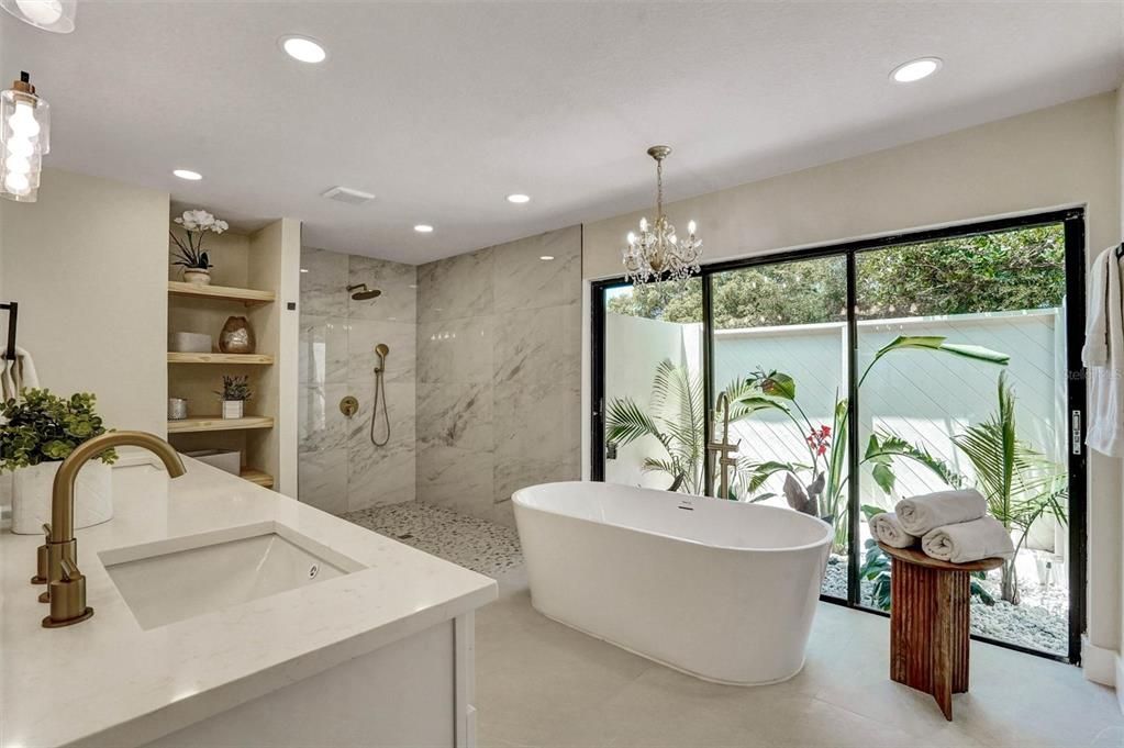 En Venta: $820,000 (3 camas, 2 baños, 2190 Pies cuadrados)
