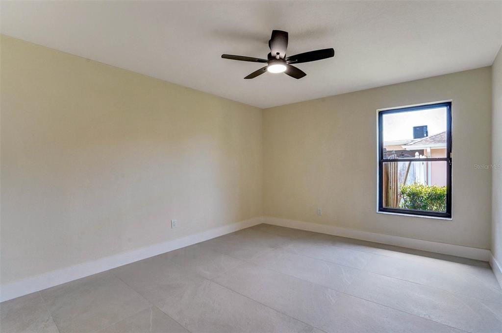En Venta: $820,000 (3 camas, 2 baños, 2190 Pies cuadrados)