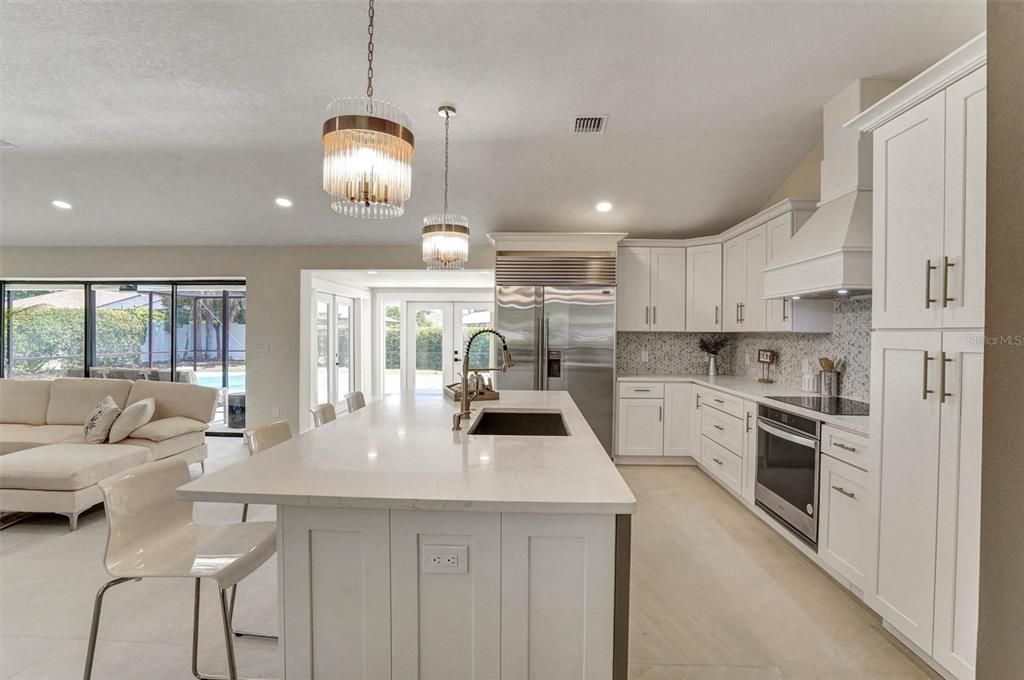 En Venta: $820,000 (3 camas, 2 baños, 2190 Pies cuadrados)