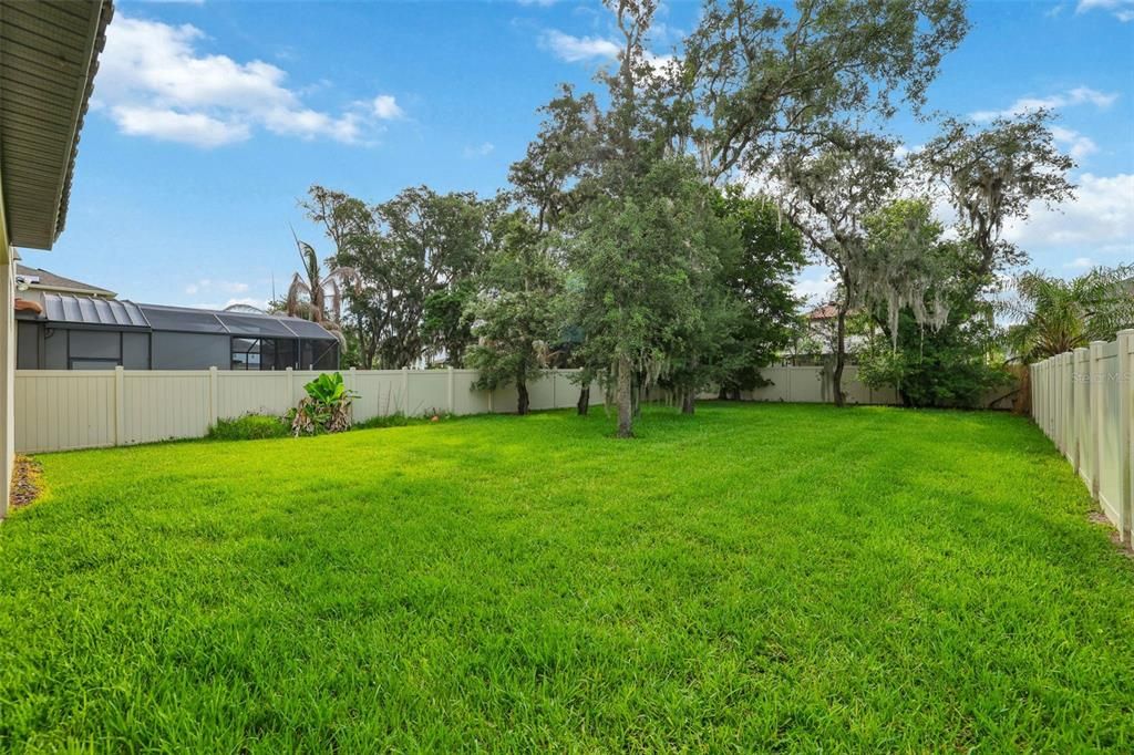 Activo con contrato: $900,000 (5 camas, 3 baños, 4202 Pies cuadrados)