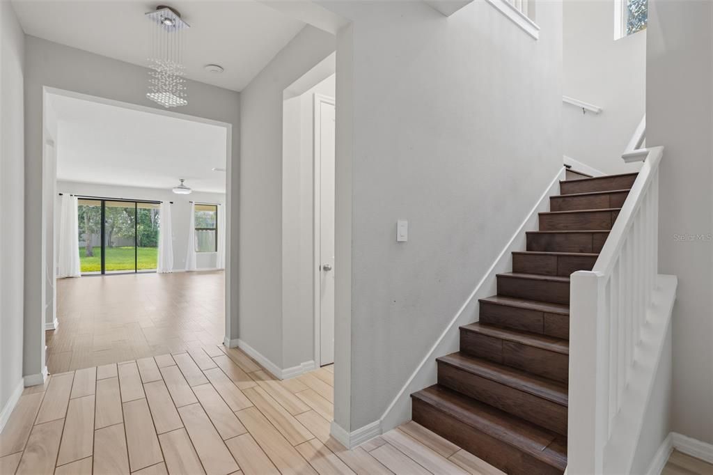 Activo con contrato: $900,000 (5 camas, 3 baños, 4202 Pies cuadrados)