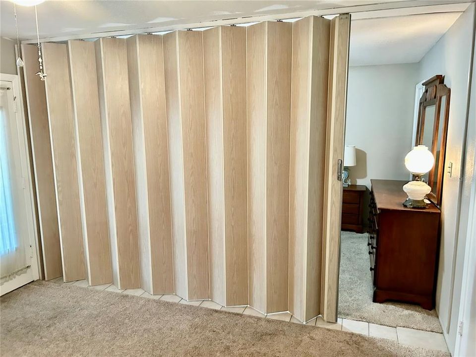 В аренду: $1,350 (1 спален, 1 ванн, 874 Квадратных фут)