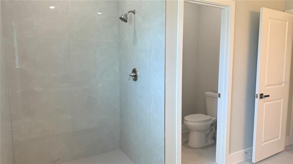 Active With Contract: $299,900 (4 beds, 2 baths, 1679 Square Feet)