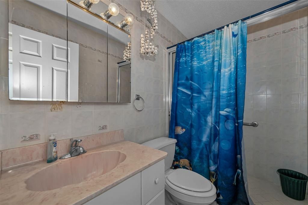 En Venta: $500,000 (3 camas, 2 baños, 1558 Pies cuadrados)
