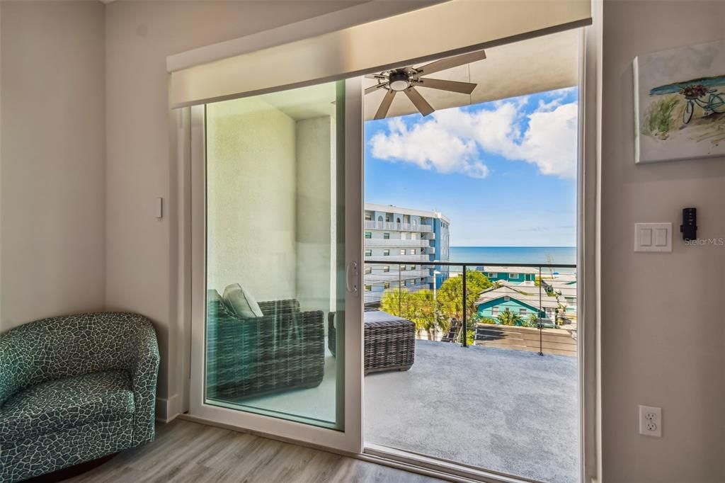 For Sale: $1,895,000 (4 beds, 2 baths, 2310 Square Feet)