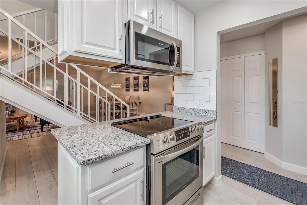 В аренду: $3,200 (4 спален, 2 ванн, 1354 Квадратных фут)