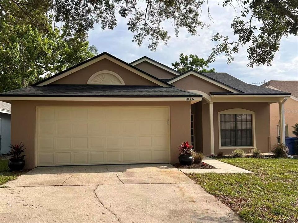For Rent: $2,480 (3 beds, 2 baths, 1428 Square Feet)