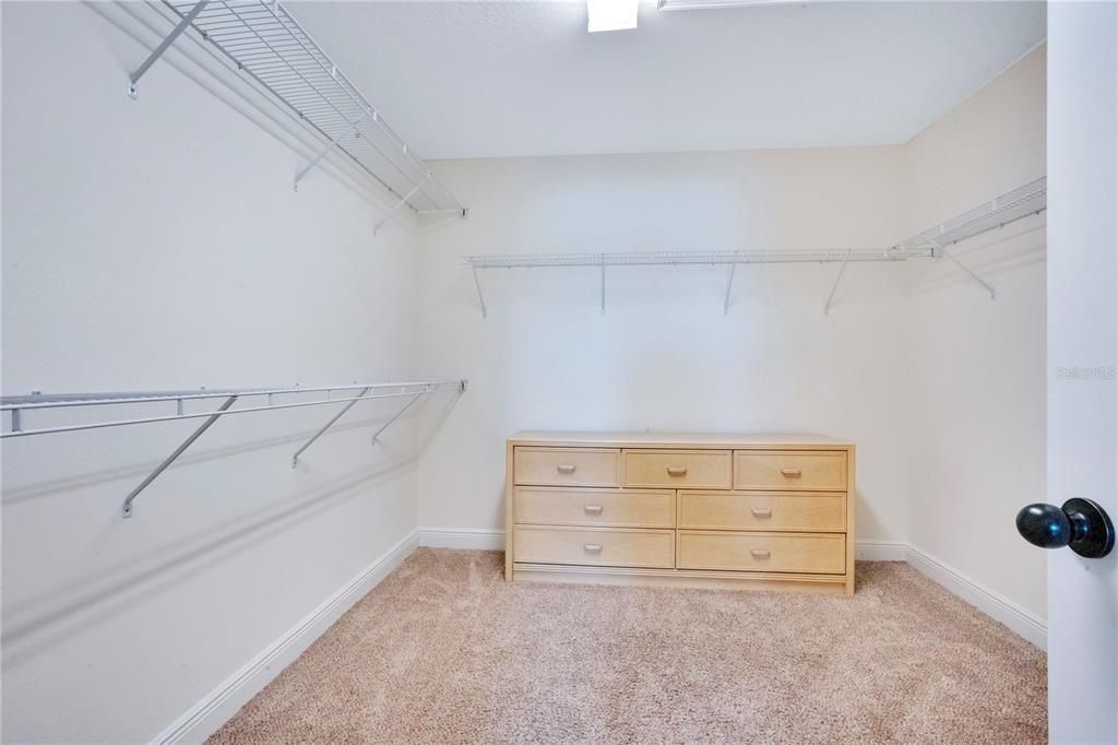 For Rent: $4,500 (4 beds, 3 baths, 2587 Square Feet)