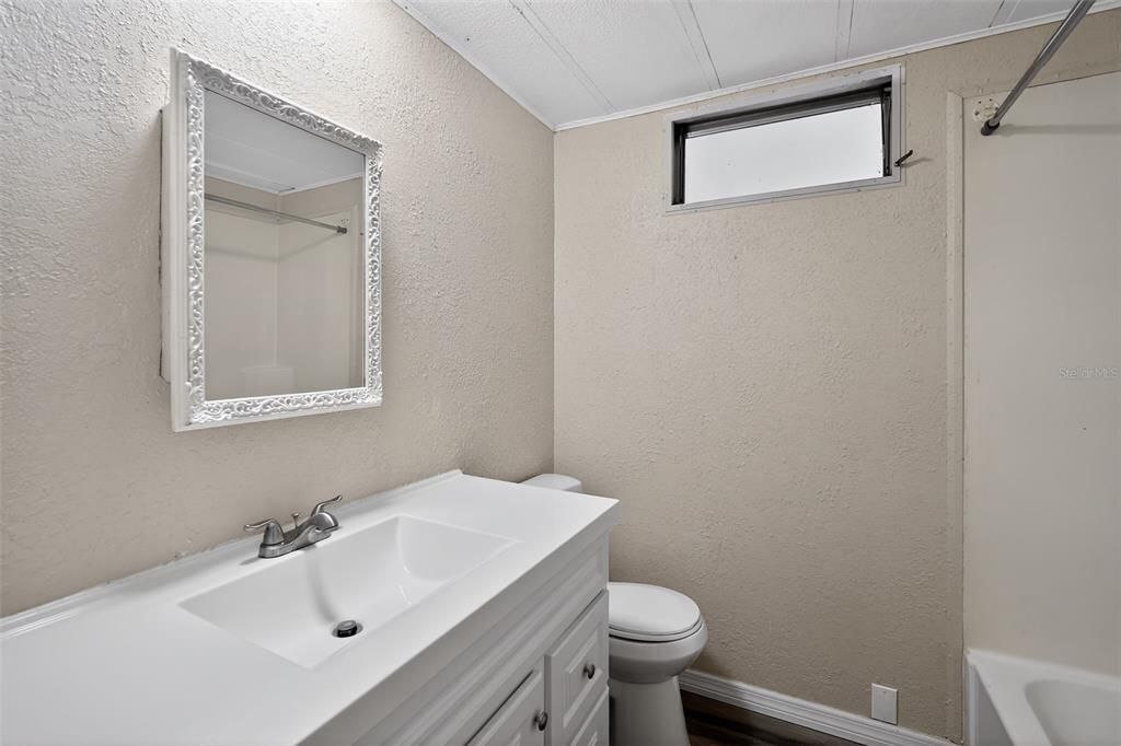En Venta: $134,900 (2 camas, 2 baños, 1272 Pies cuadrados)