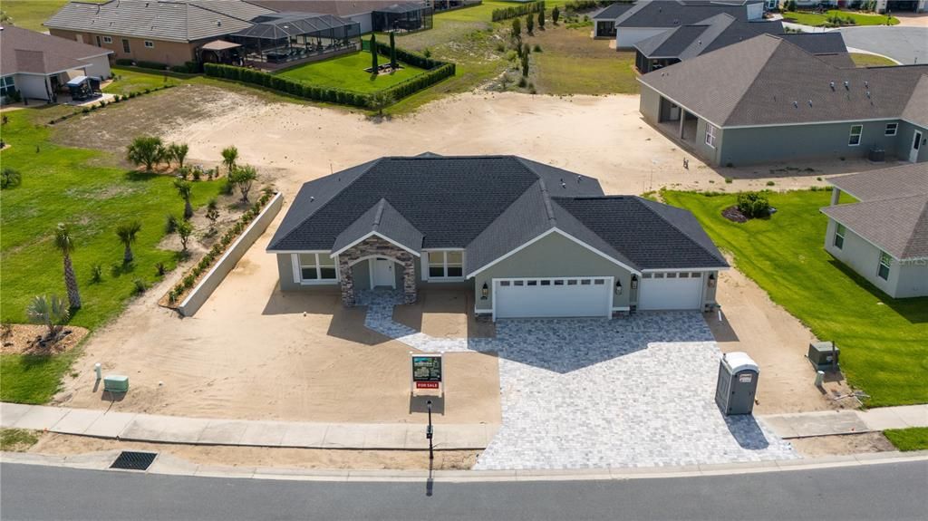 En Venta: $449,000 (3 camas, 2 baños, 1592 Pies cuadrados)