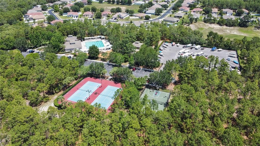 En Venta: $425,000 (4 camas, 3 baños, 2528 Pies cuadrados)