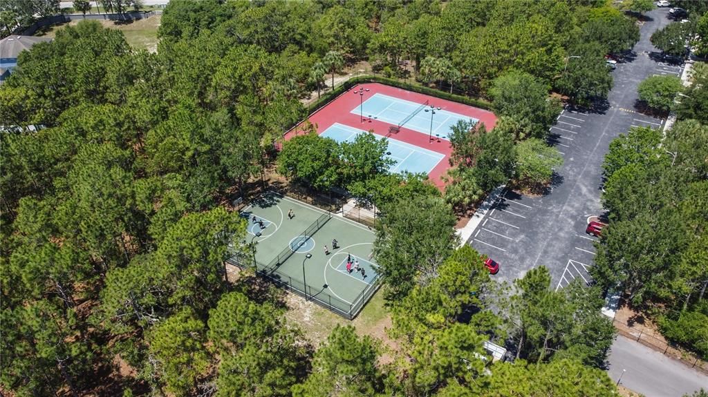 En Venta: $425,000 (4 camas, 3 baños, 2528 Pies cuadrados)