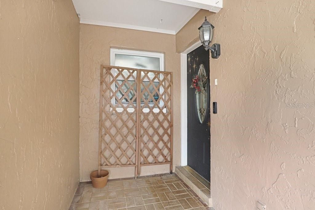 En Venta: $395,000 (4 camas, 2 baños, 1740 Pies cuadrados)